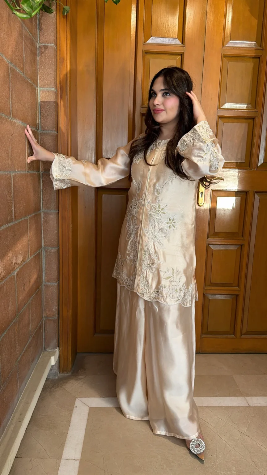Ivory Zeenat, 2 Piece